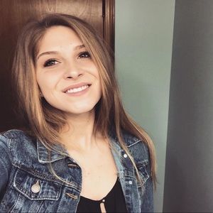 Meet your Posher, Katelyn